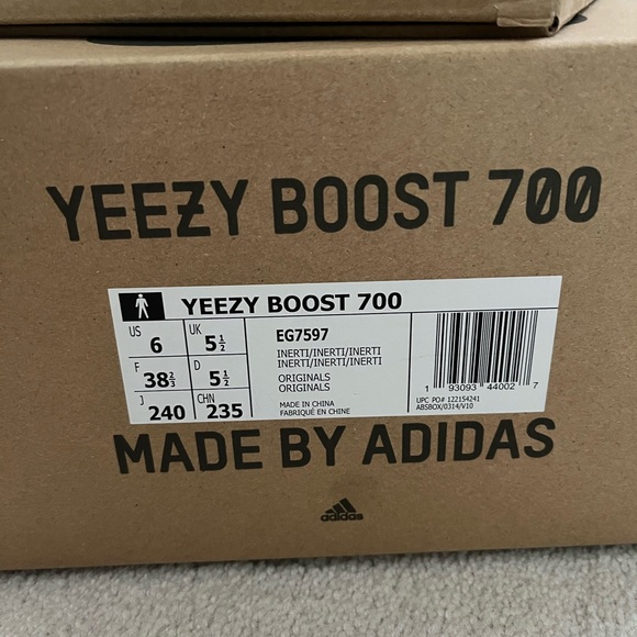 Adidas Yeezy Boost 700 Inertia - Picture 14 of 14